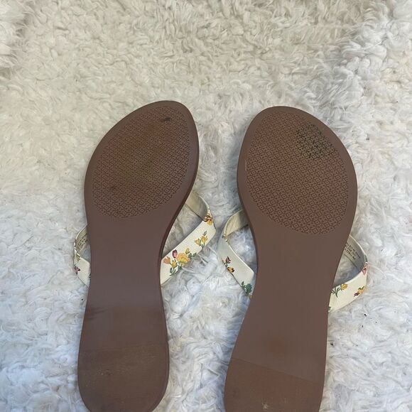 Tory Burch leather beige Floral thong Sandals gold tone logo accent SZ9 - Picture 9 of 13